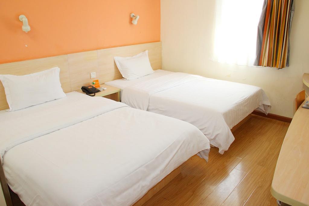 7Days Inn Yueyang East Maoling Pedestrain Street Екстериор снимка